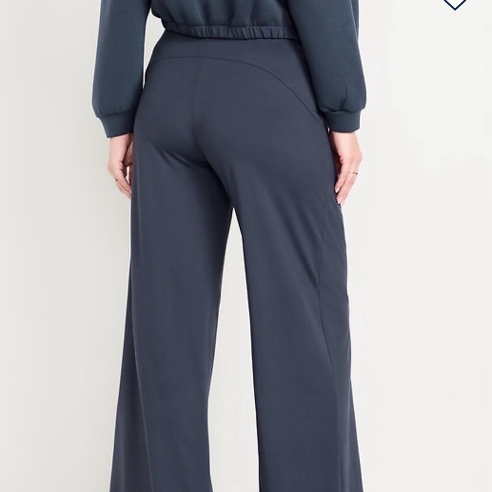 Women's Navy Wide-Leg Pants - Picture 2 of 8